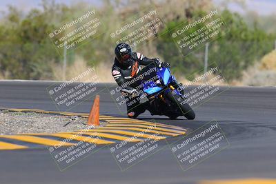 media/Oct-09-2022-SoCal Trackdays (Sun) [[95640aeeb6]]/Turn 3 (930am)/